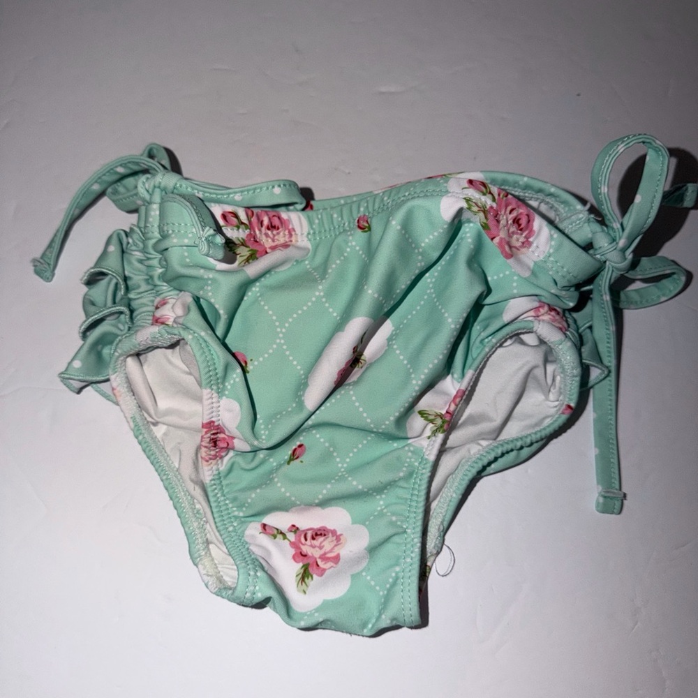 Swoon Baby Clothing Green Floral With Bows Baby Girl Swim Bottoms Size 3T